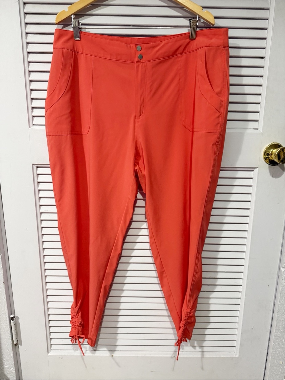 Sunday Coral Drawstring Ankle Capris Pants size16